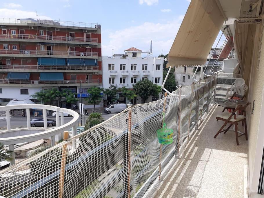 Μοντέρνο Διαμέρισμα - Stylish Appartment Loutraki Exteriör bild